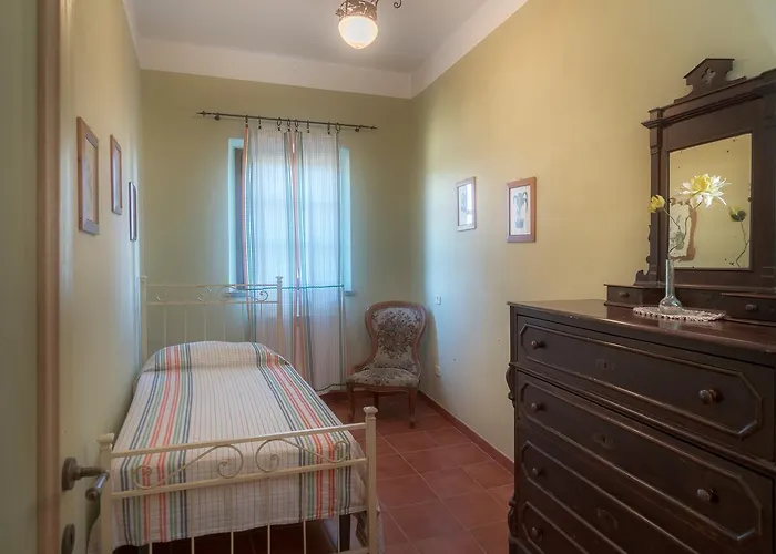 مزرعة للإقامة Farina كاستيغليون ديل لاغو